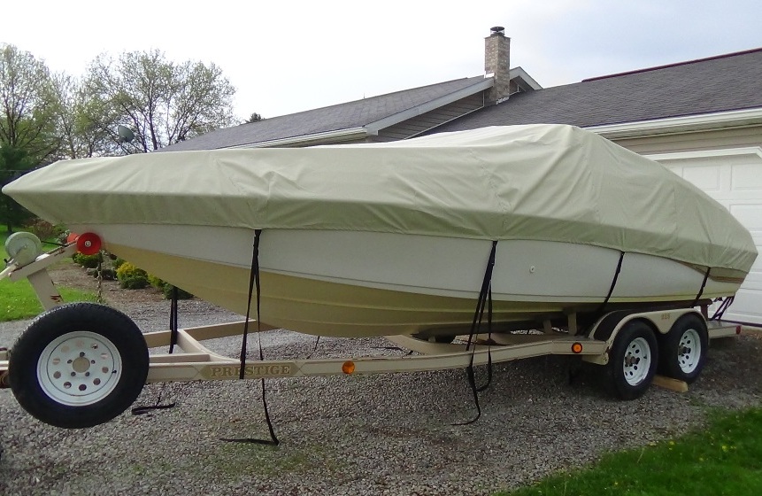 Joe - Crownline 225 CCR Cuddy